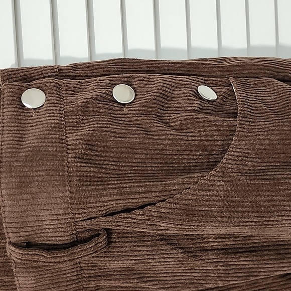 Women's Oversized Brown Corduroy Overalls. Adjustable Straps. OS - Picture 5 of 13